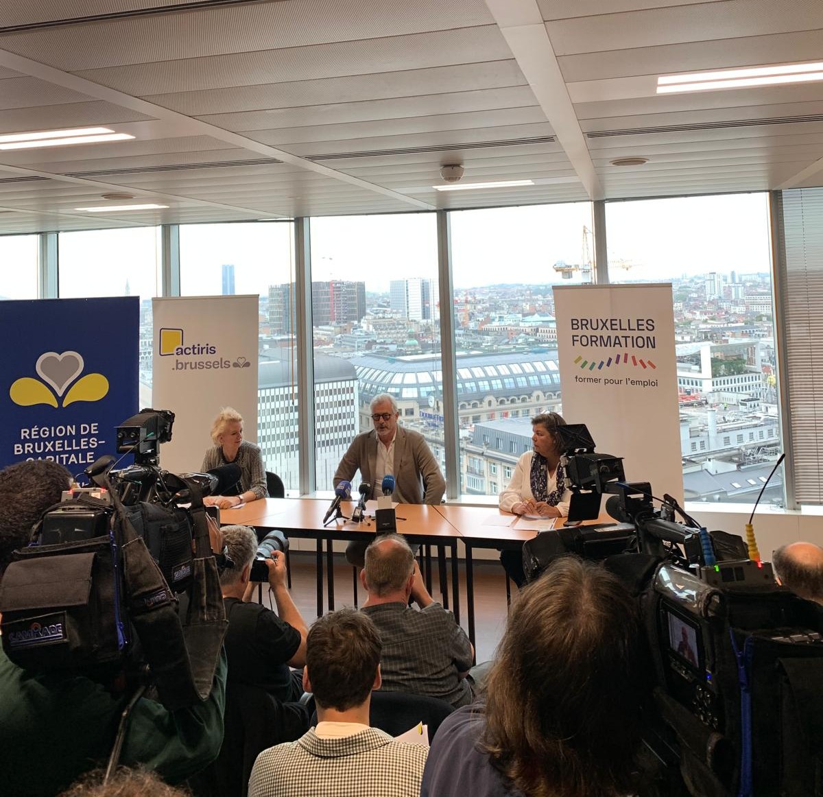 Conférence de presse de Bernard Clerfayt à Bruxelles
